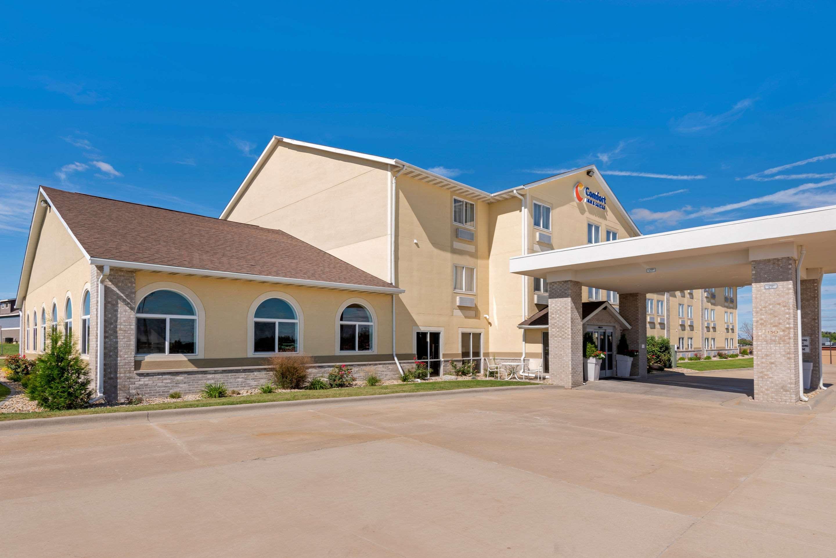 Comfort Inn & Suites Near Route 66 Линкольн Экстерьер фото