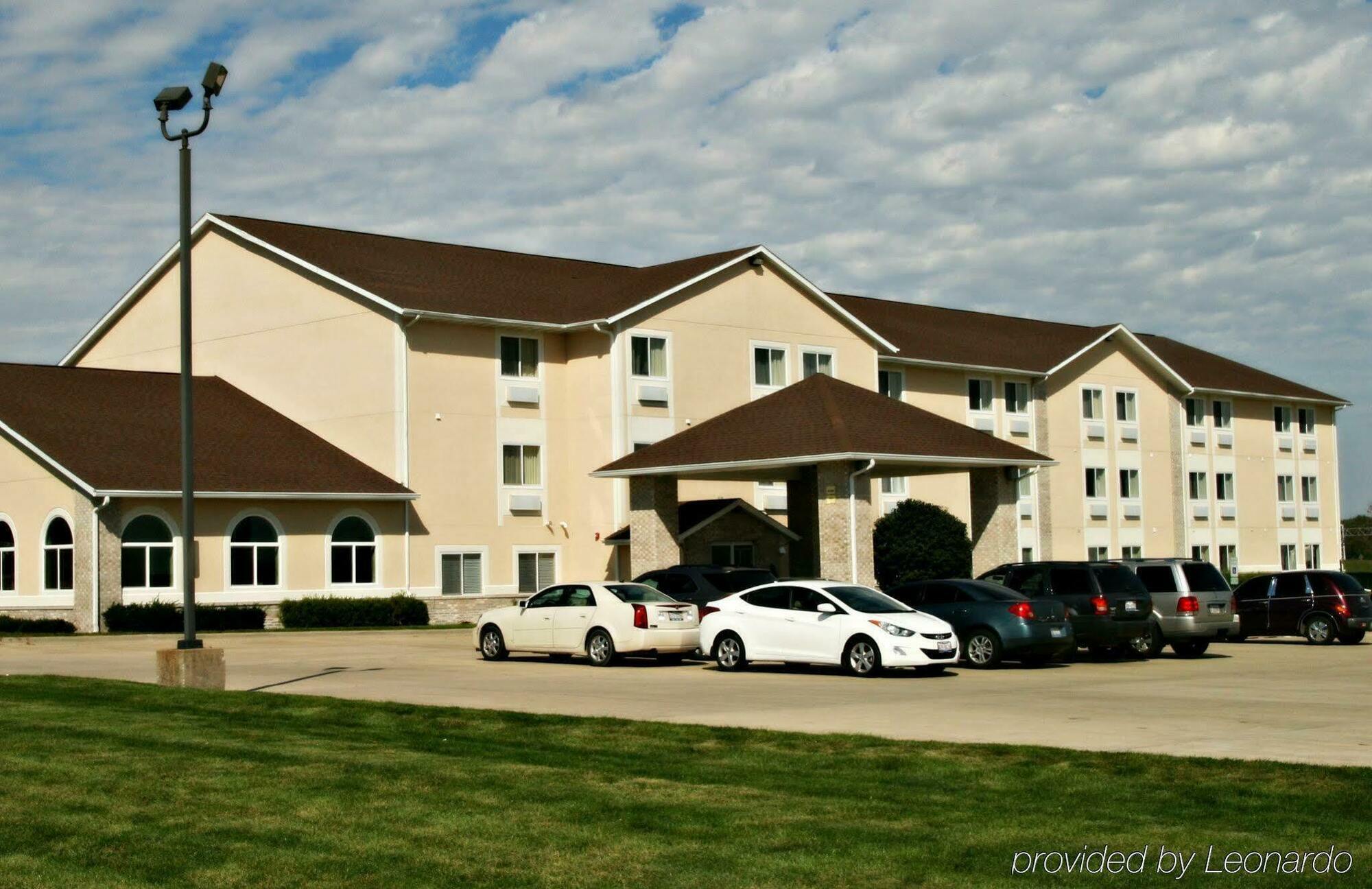 Comfort Inn & Suites Near Route 66 Линкольн Экстерьер фото